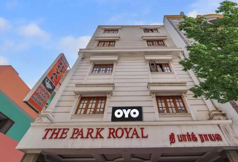 Hotelli The Park Royal