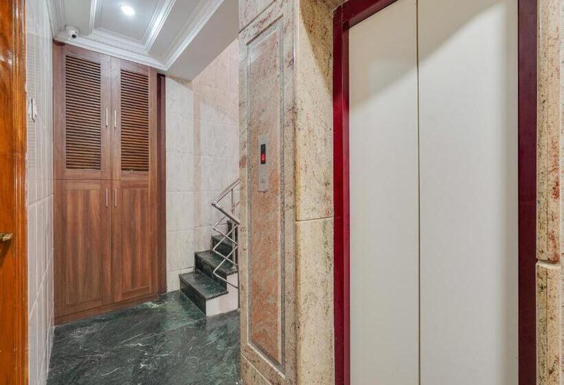 בית מלון כפרי The Park Royal