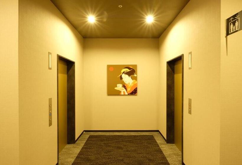 The Premium Hotel In Rinku