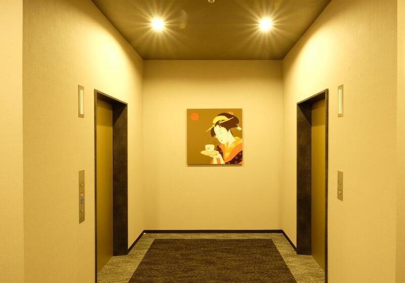 The Premium Hotel In Rinku