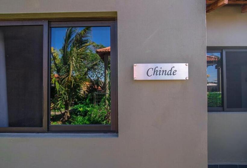 منتجع Ossanzaia Bilene Lodge