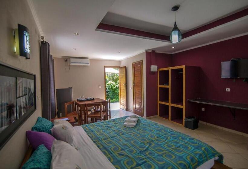 منتجع Ossanzaia Bilene Lodge