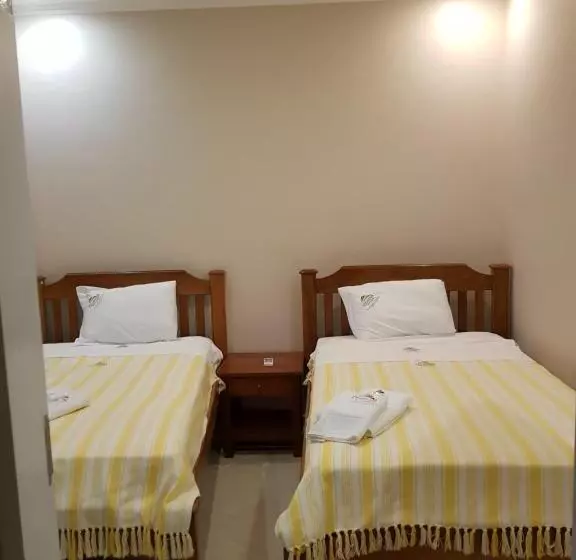 Lomakeskus Ossanzaia Bilene Lodge