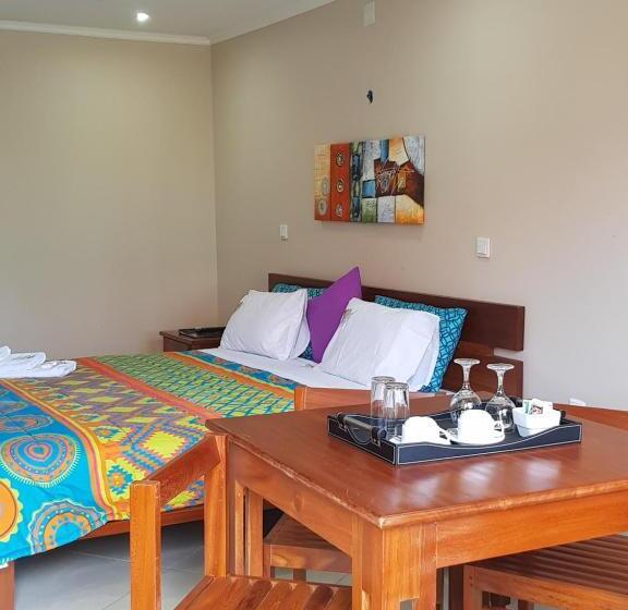 منتجع Ossanzaia Bilene Lodge