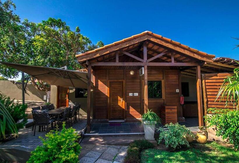 منتجع Ossanzaia Bilene Lodge