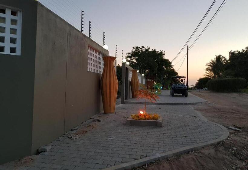 منتجع Ossanzaia Bilene Lodge