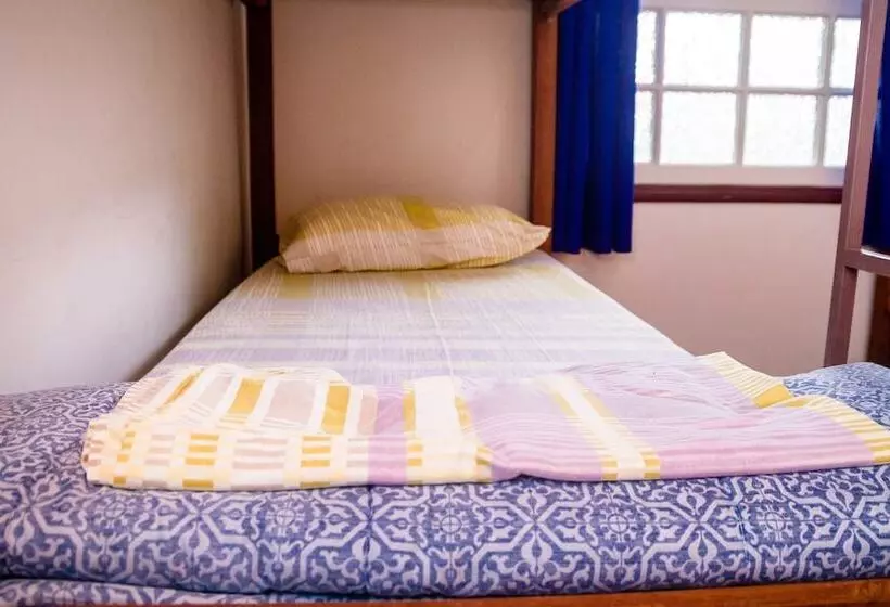 é Hostel