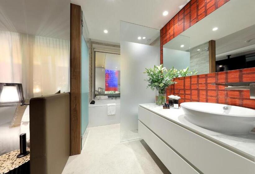 هتل Sb Glow 4 Sup