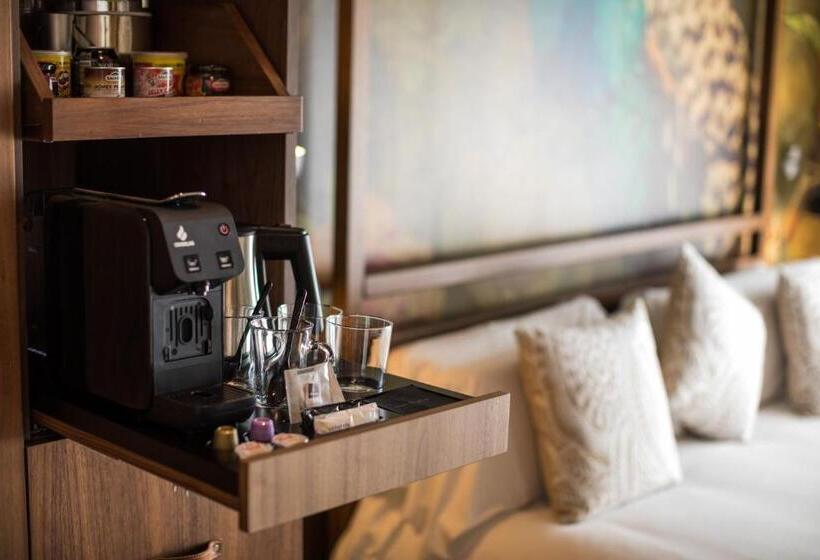 هتل Sb Glow 4 Sup