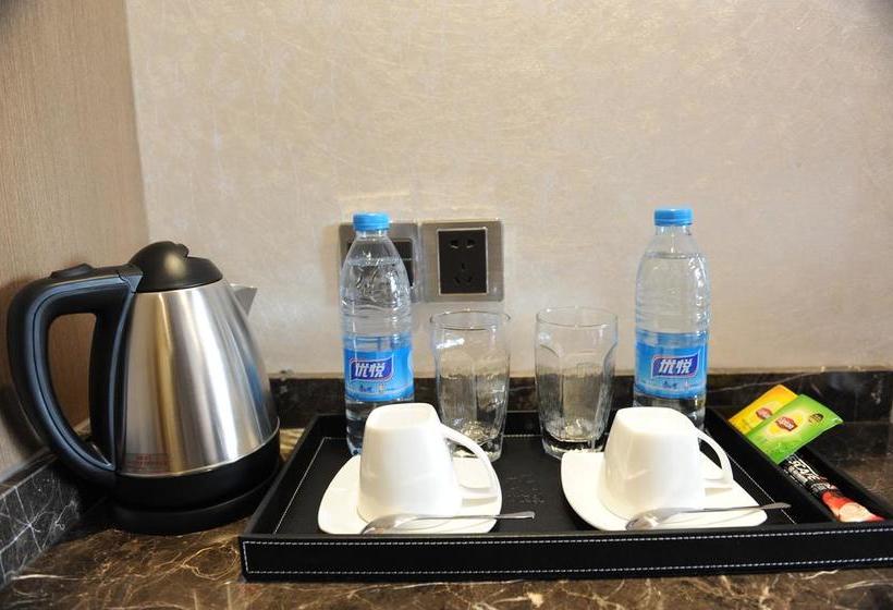 Otel Shanghai Hongqiao National Exhibition Center Yitel