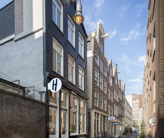 فندق The Highland House