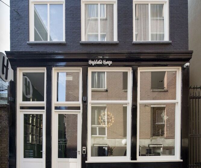 فندق The Highland House