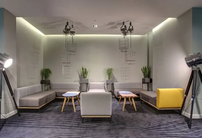 ホテル Vienna House Easy by Wyndham Dortmund City
