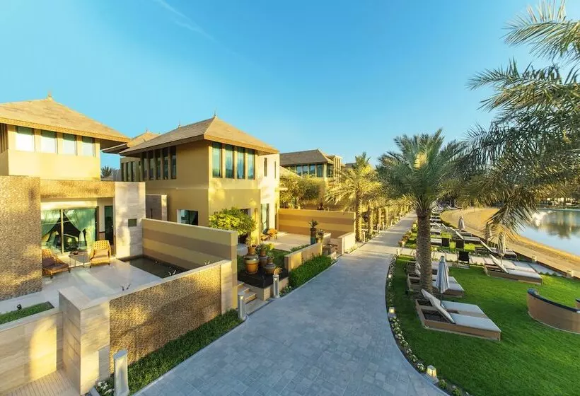 Palavra Resort