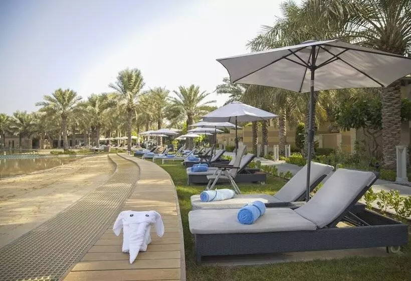Palavra Resort