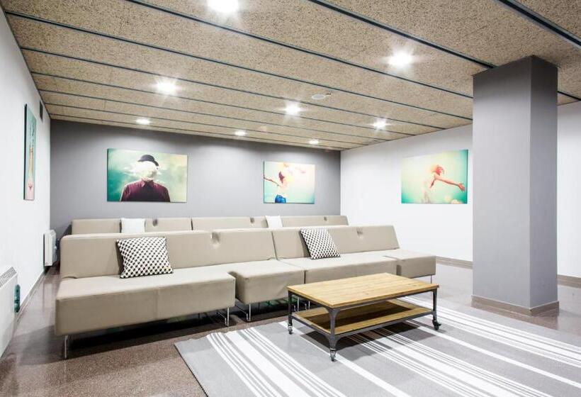 호스텔 Residencia Universitaria As Burgas