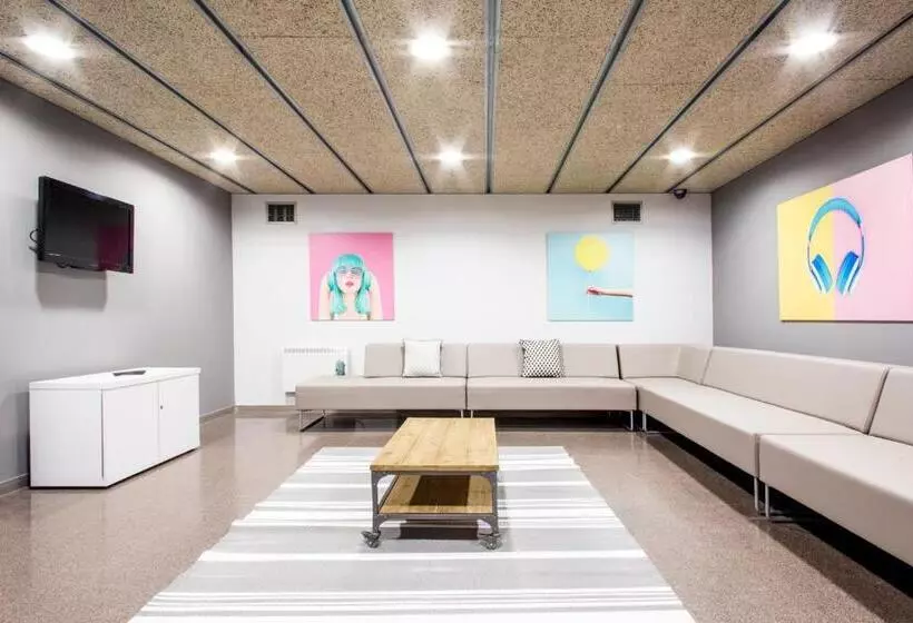 هاستل Residencia Universitaria As Burgas