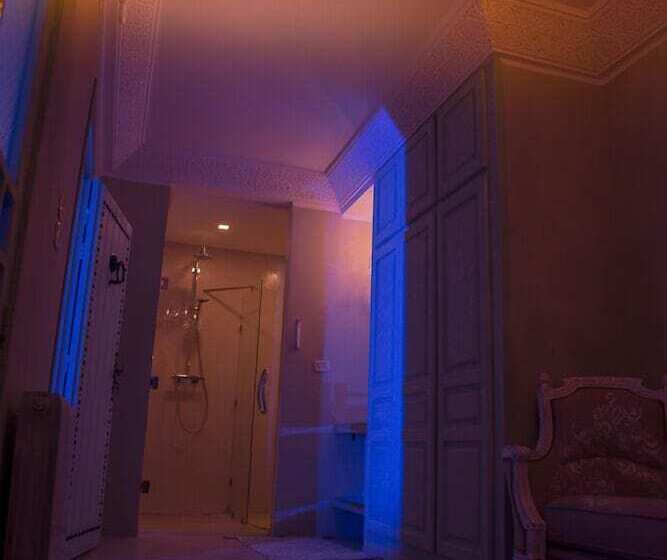 تختخواب و صبحانه Dar Antonia