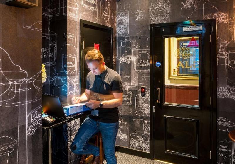 Hotelli Camden Enterprise