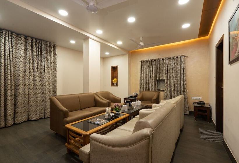 酒店 Manas Continental