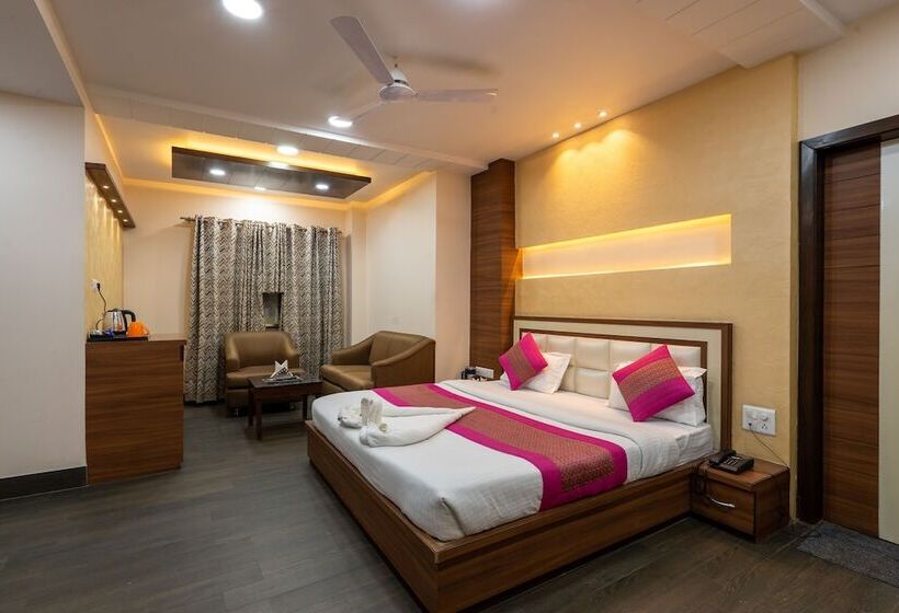 酒店 Manas Continental