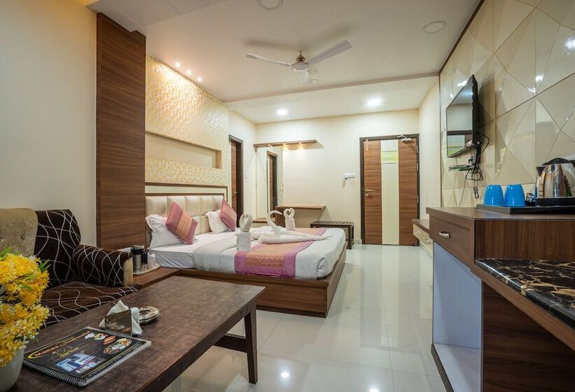 酒店 Manas Continental