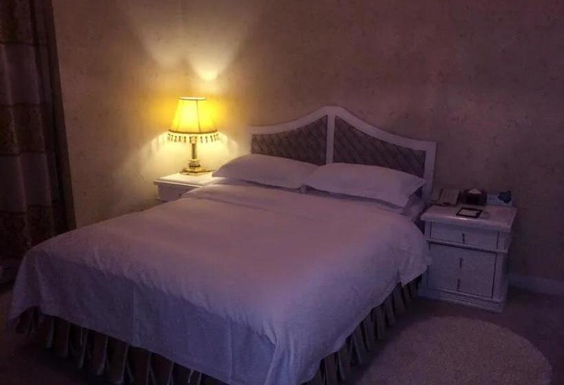 Hotel Manzhouli Port International