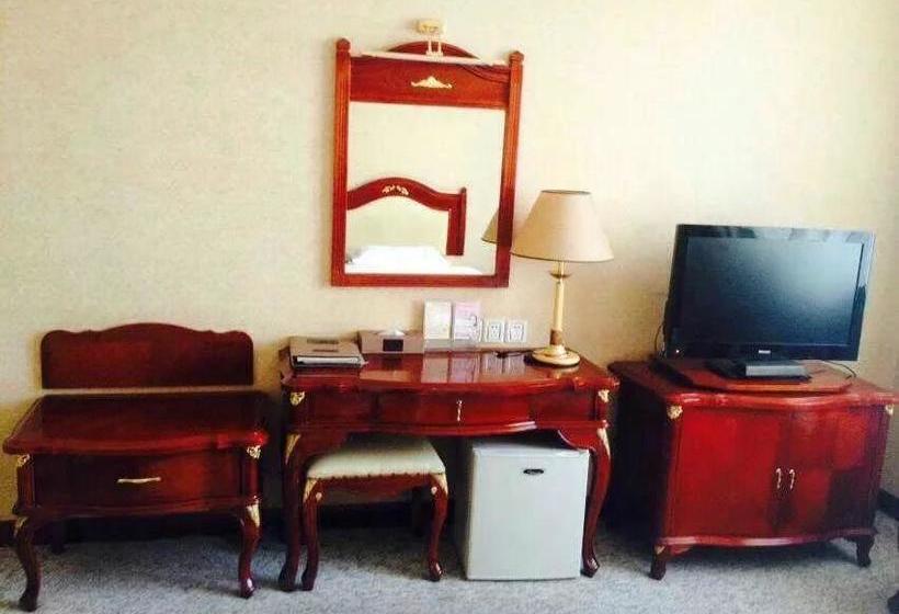 Hotel Manzhouli Port International