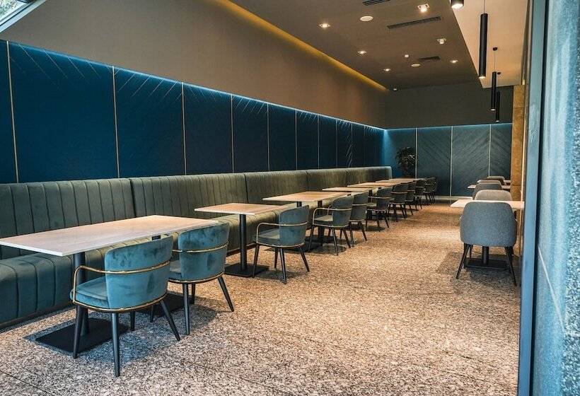 Messier 53 Hotel Yerevan