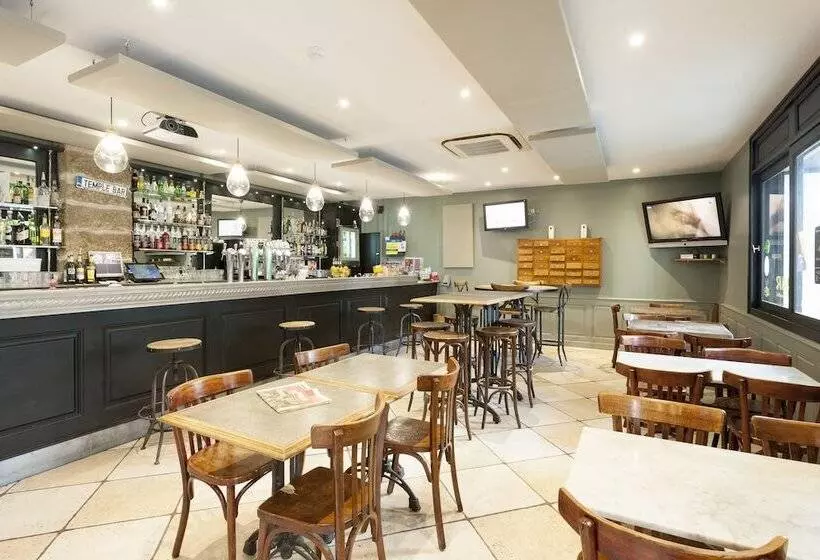 Hotelli Restaurant Des Maures