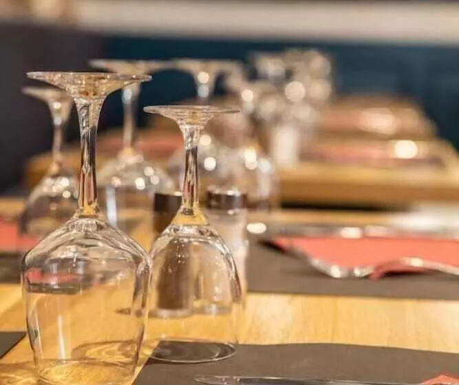 Hotelli Restaurant Des Maures