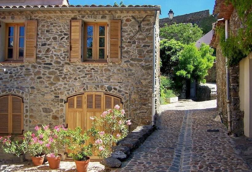 ホテル Restaurant Des Maures