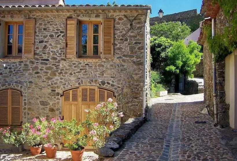 Hotelli Restaurant Des Maures