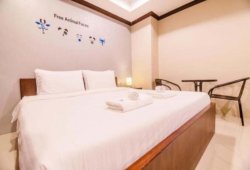 هتل The Glasshouse Place