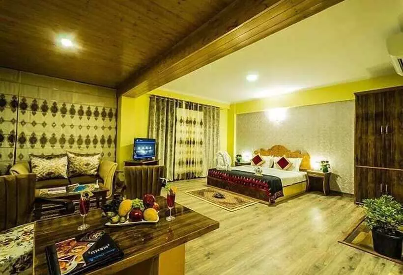 Snow Flakes Resort And Spa Centrally Heated Luxury Resort