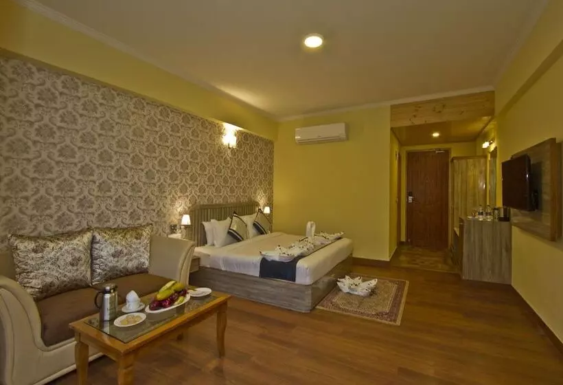 Snow Flakes Resort And Spa Centrally Heated Luxury Resort