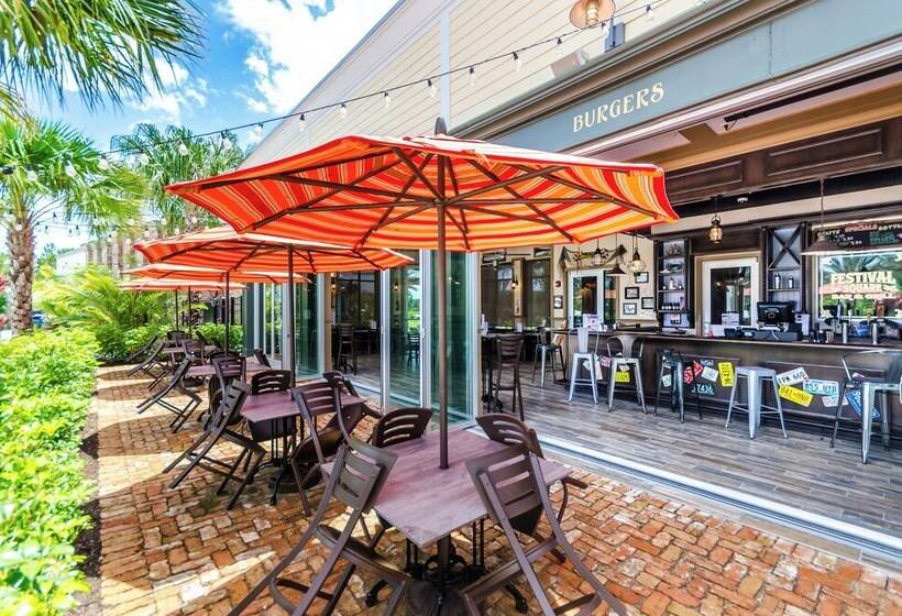 1043 Plantation Lane