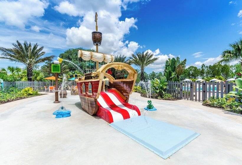 1043 Plantation Lane