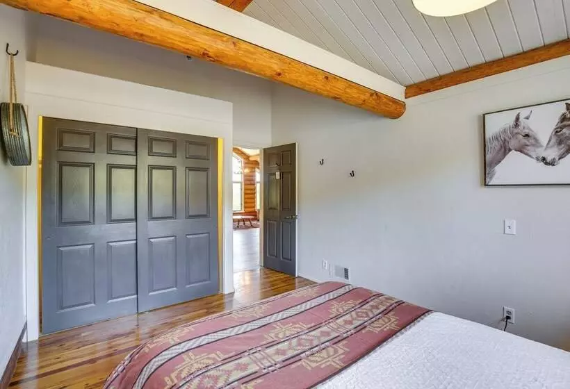 Alpine Cabin W/ Pool & Hot Tub Access On 27 Acres!