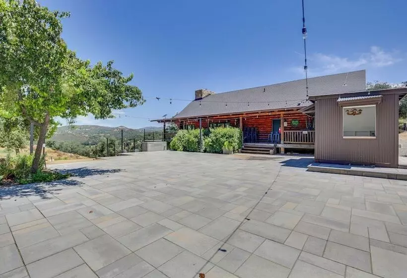 Alpine Cabin W/ Pool & Hot Tub Access On 27 Acres!
