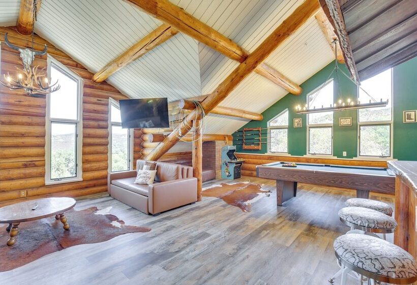 Alpine Cabin W/ Pool & Hot Tub Access On 27 Acres!