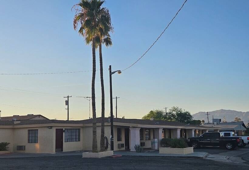 Branding Iron Motel