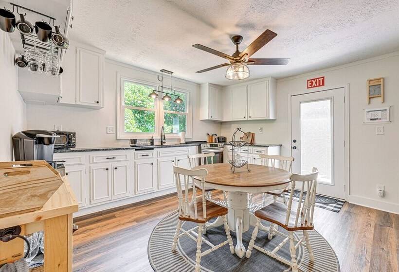 Cabin W/ Fire Pit   7 Mi To Downtown Carrollton!