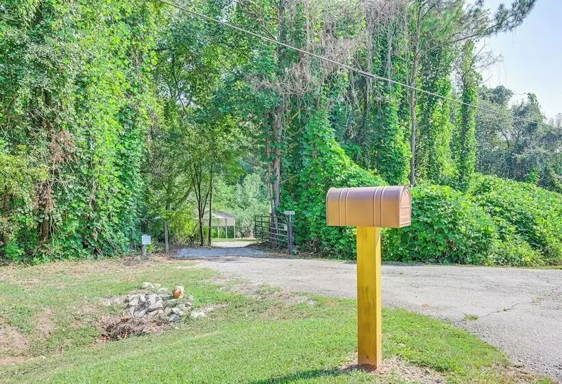 Cabin W/ Fire Pit   7 Mi To Downtown Carrollton!