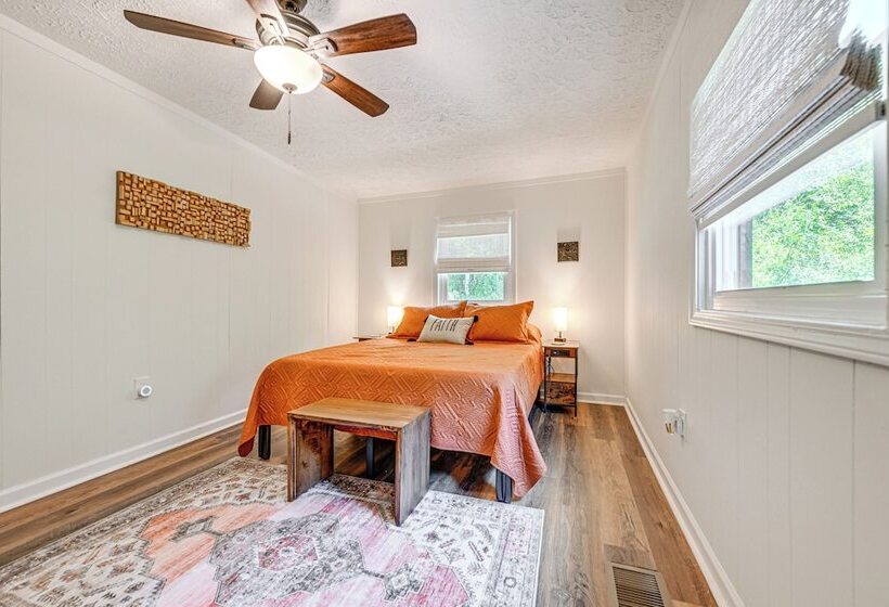 Cabin W/ Fire Pit   7 Mi To Downtown Carrollton!