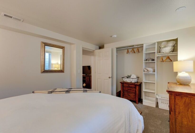 6 Mi To Denver: Wfh Friendly Duplex In Wheat Ridge