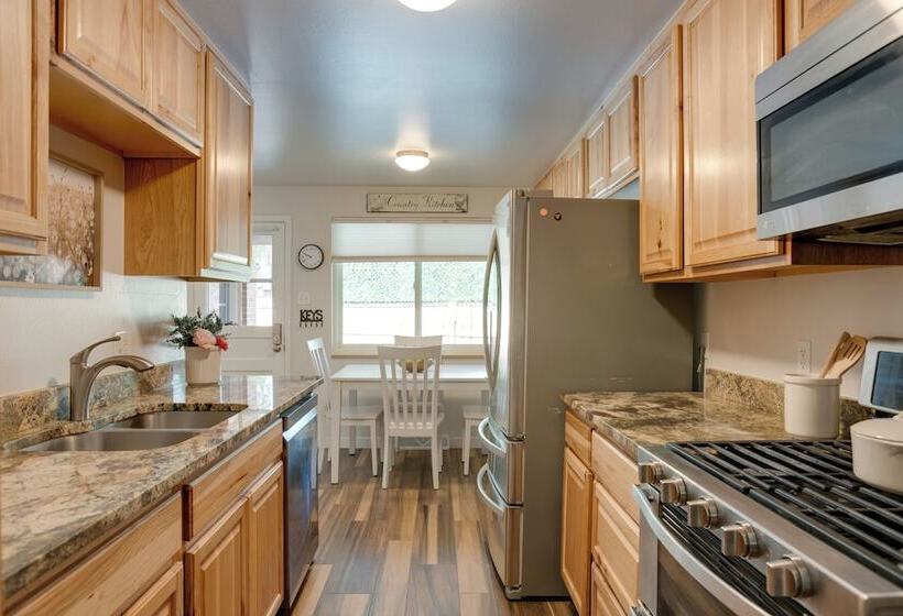 6 Mi To Denver: Wfh Friendly Duplex In Wheat Ridge