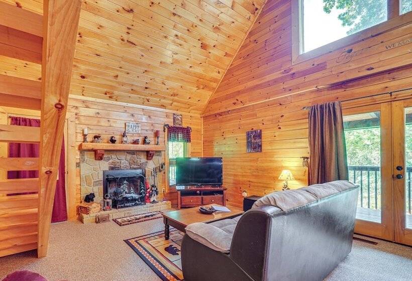Cozy Cabin W/ Hot Tub < Half Mi To Douglas Lake!