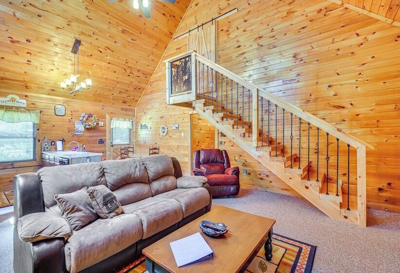 Cozy Cabin W/ Hot Tub < Half Mi To Douglas Lake!
