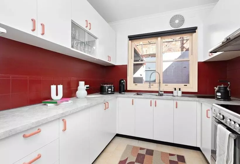 簡易ホテル Fitzroy Private Rooms   132 Nicholson Homestay